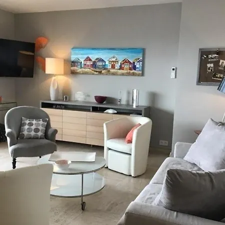 Hyeres, 3 Pieces, 6 Personnes - Fr-1-335-74 Apartment